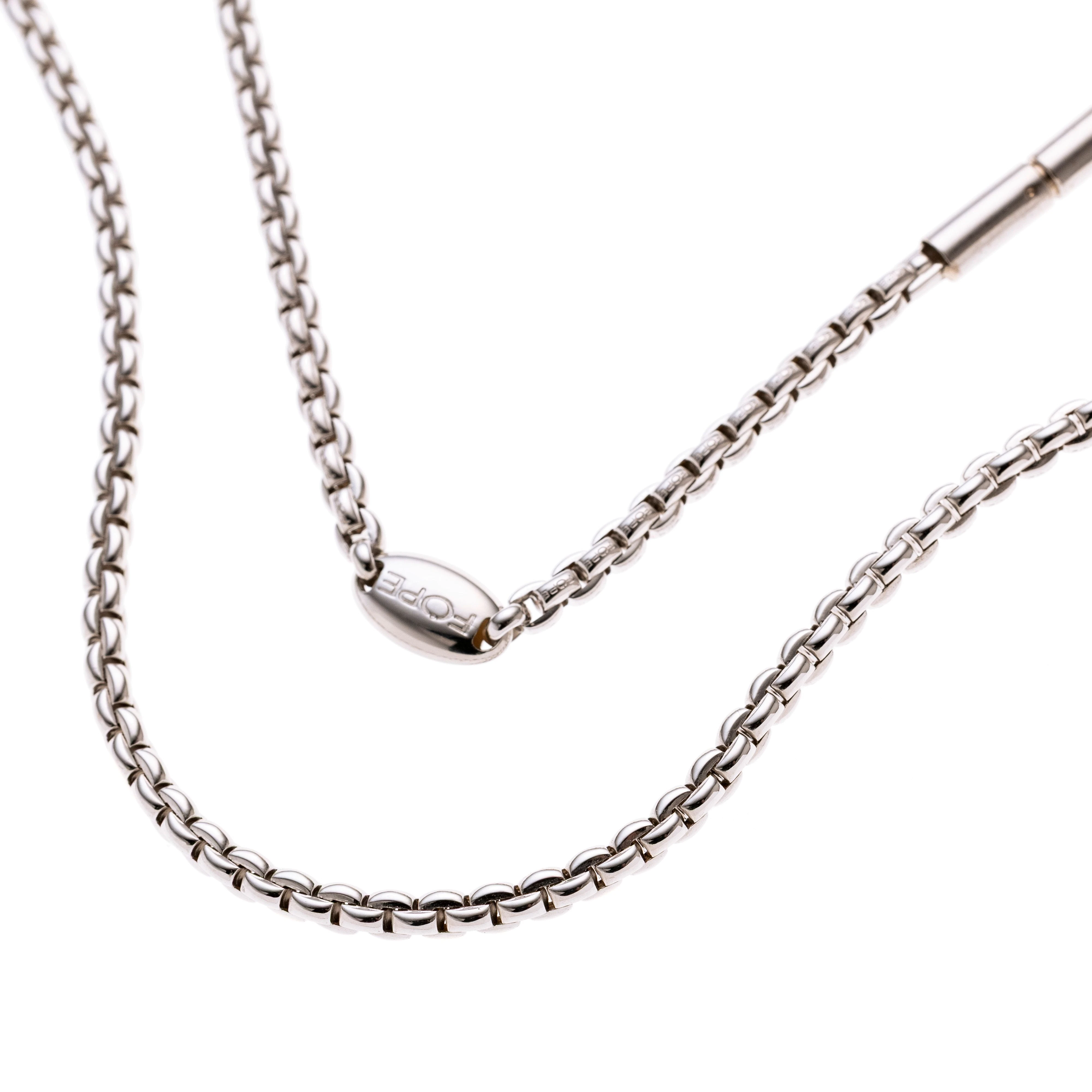 Eine Ankerkette , 3.10 mm breit. Mit Bajonetteverschluss.