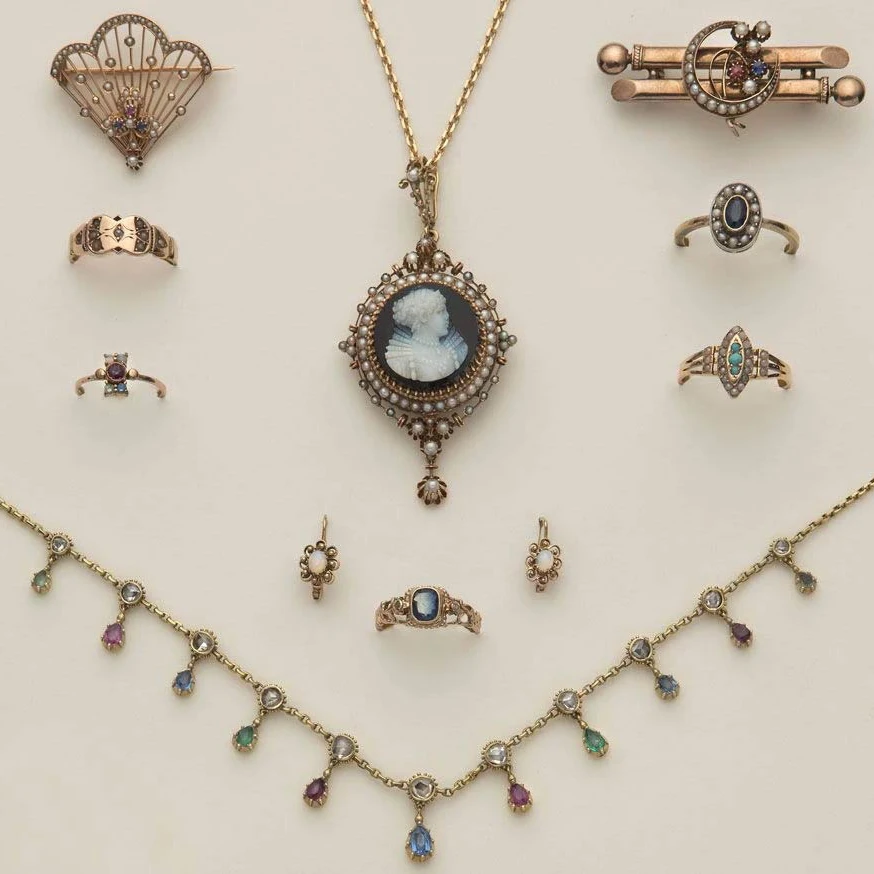 Schmuck im Historismus (1850-1895)